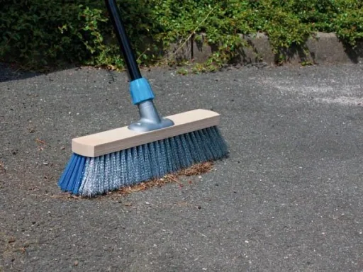 Schraapbezem met telescoopsteel 1,30 m