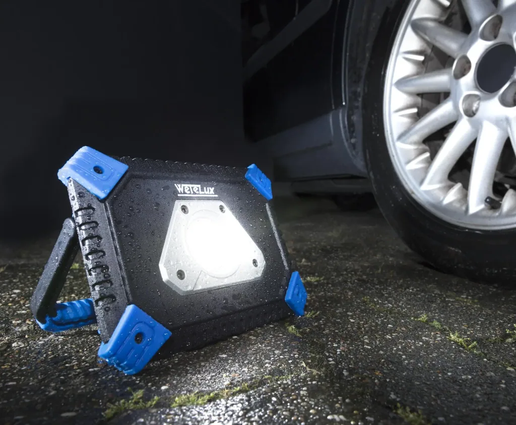 LED accu schijnwerper 20 W COB met powerbank