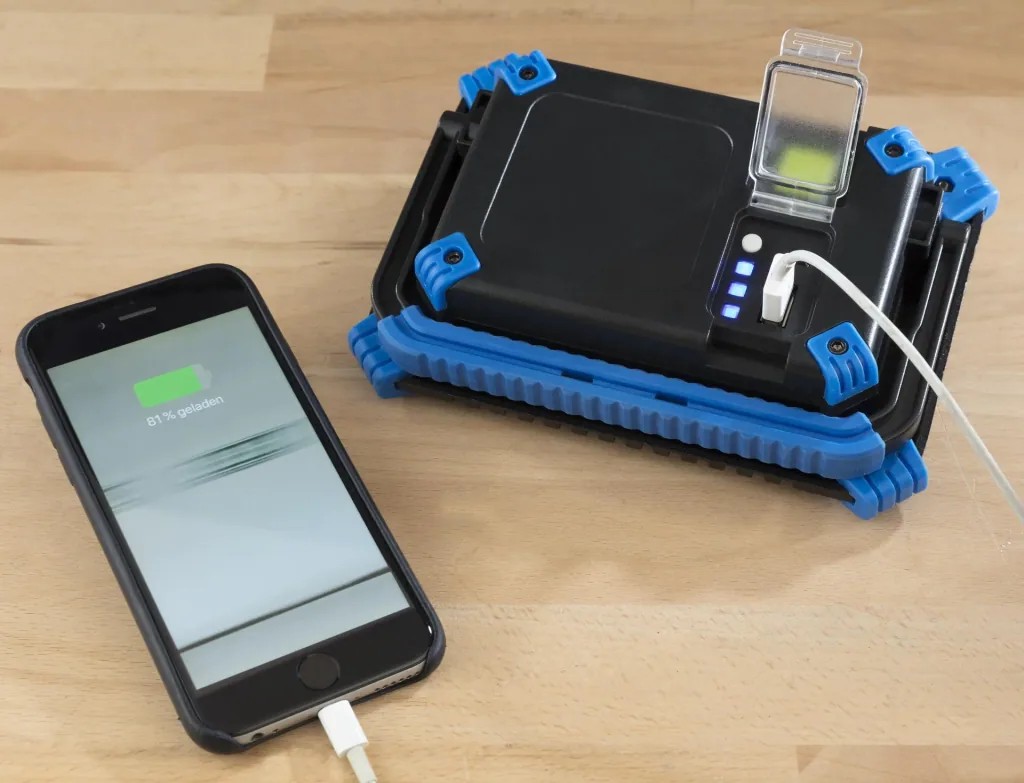 LED accu schijnwerper 20 W COB met powerbank