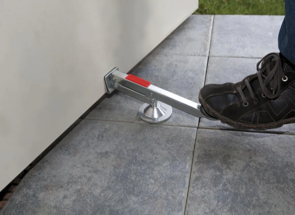 Door lifter
