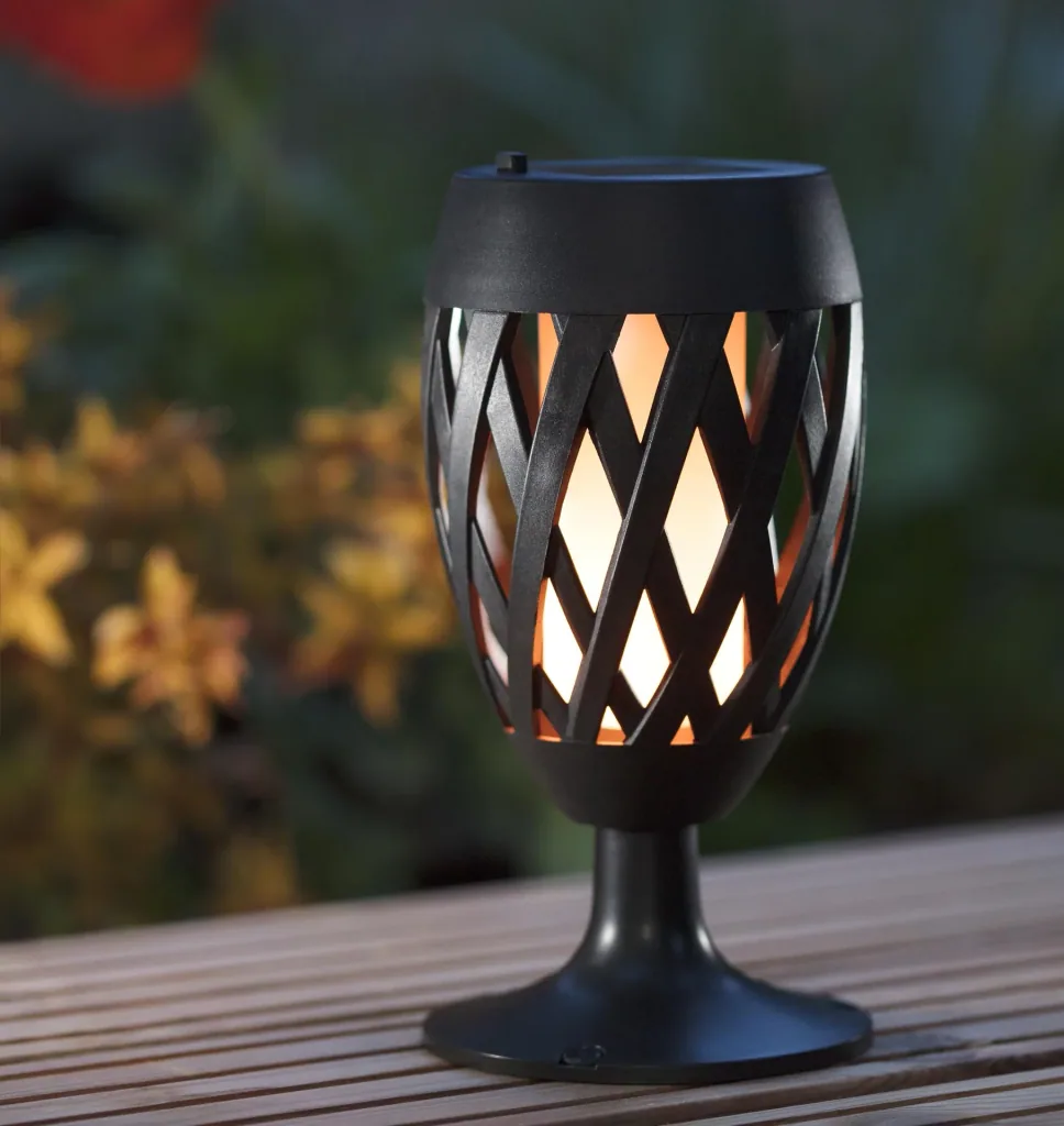 3-in-1-solarlamp met vlameffect