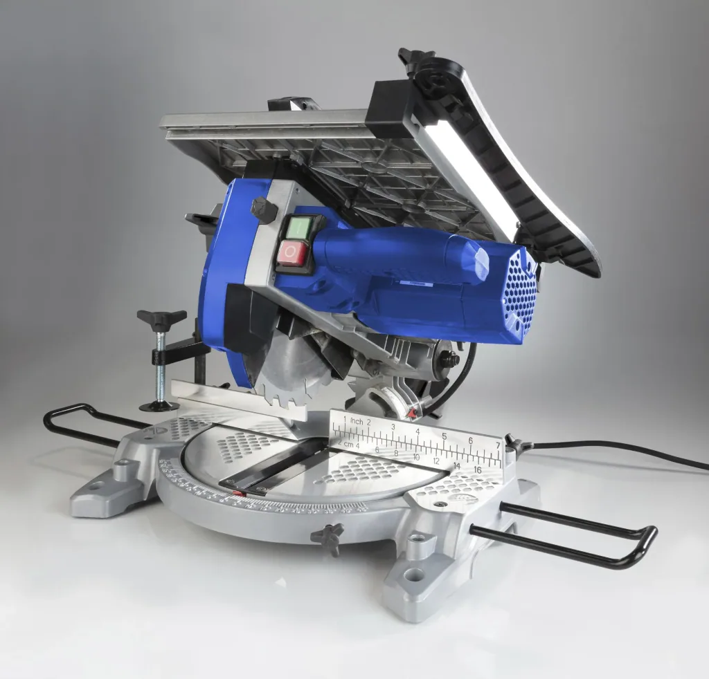 Tafel-afkort- en verstekzaag TKG 210/30, 1200 watt