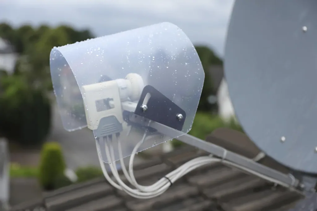 Regen- en UV-bescherming voor LNB's van SAT-installaties