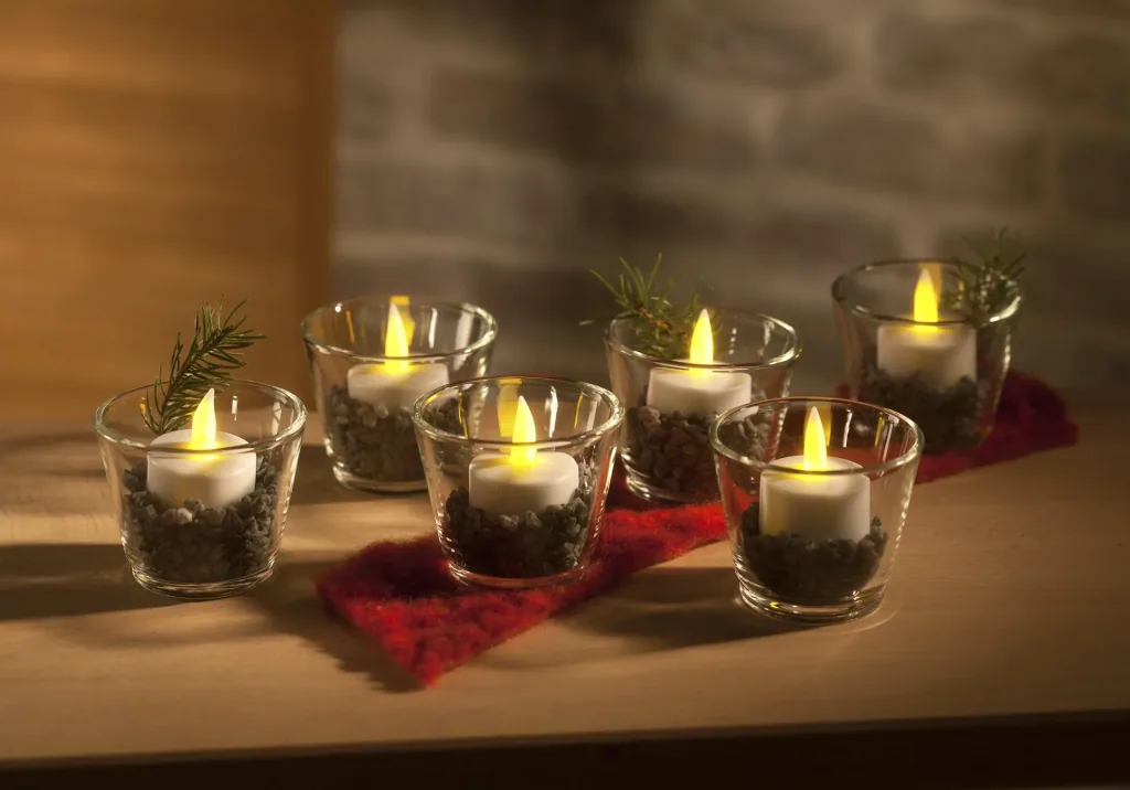 LED tealight set - 6 pieces, with charging station, white