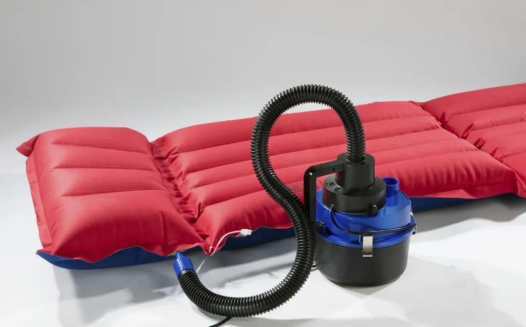 Car vacuum cleaner 12 Volt/ 120 Watt