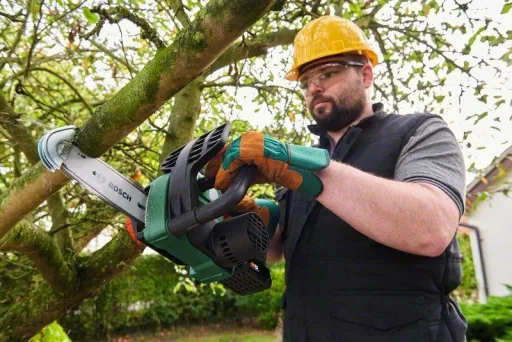 Cordless chainsaw Universal Chain 18