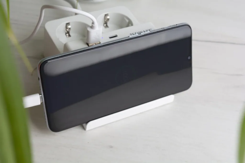 Table socket with USB-A and smartphone holder, 2-way