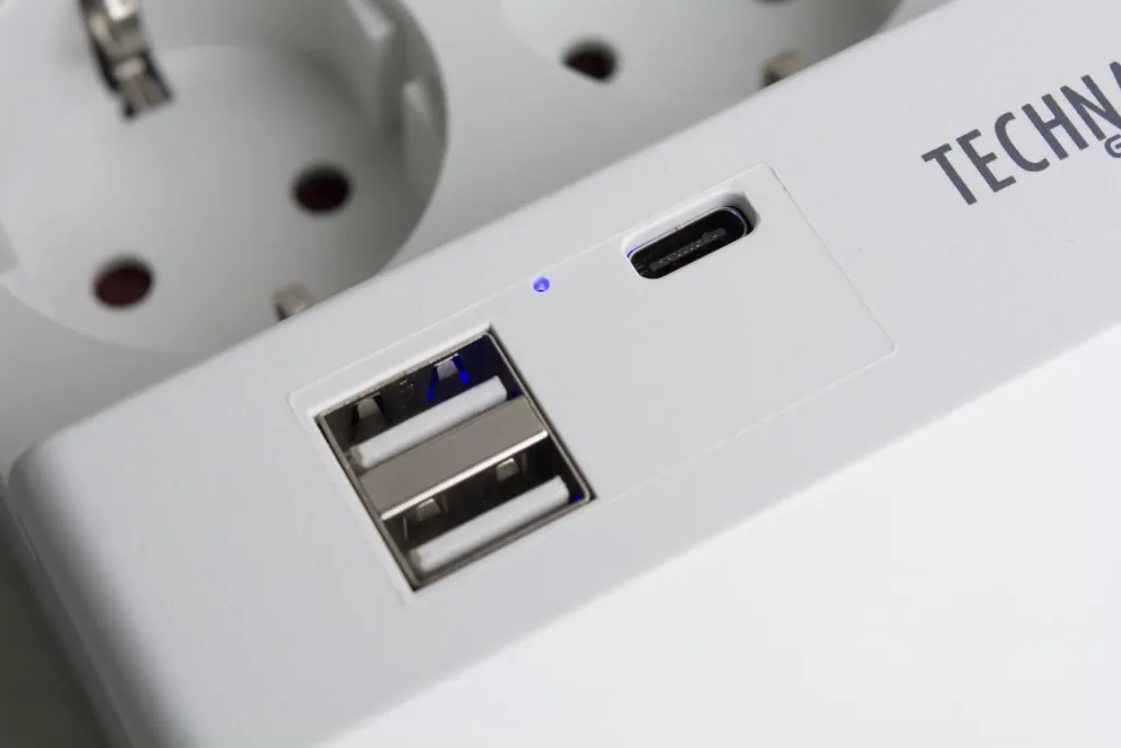 Table socket with USB-A and smartphone holder, 2-way