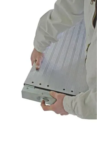 Teleboard telescopic aluminum plank extendable from 1.74 to 2.98 m length