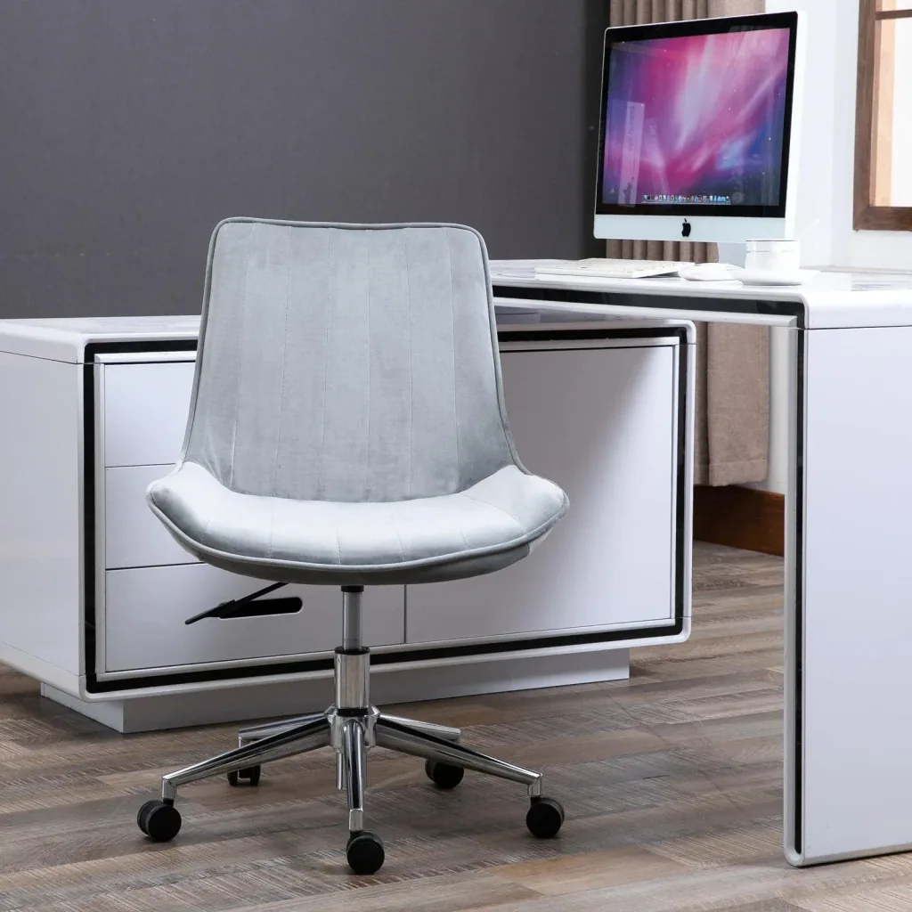 Retro-style swivel chair