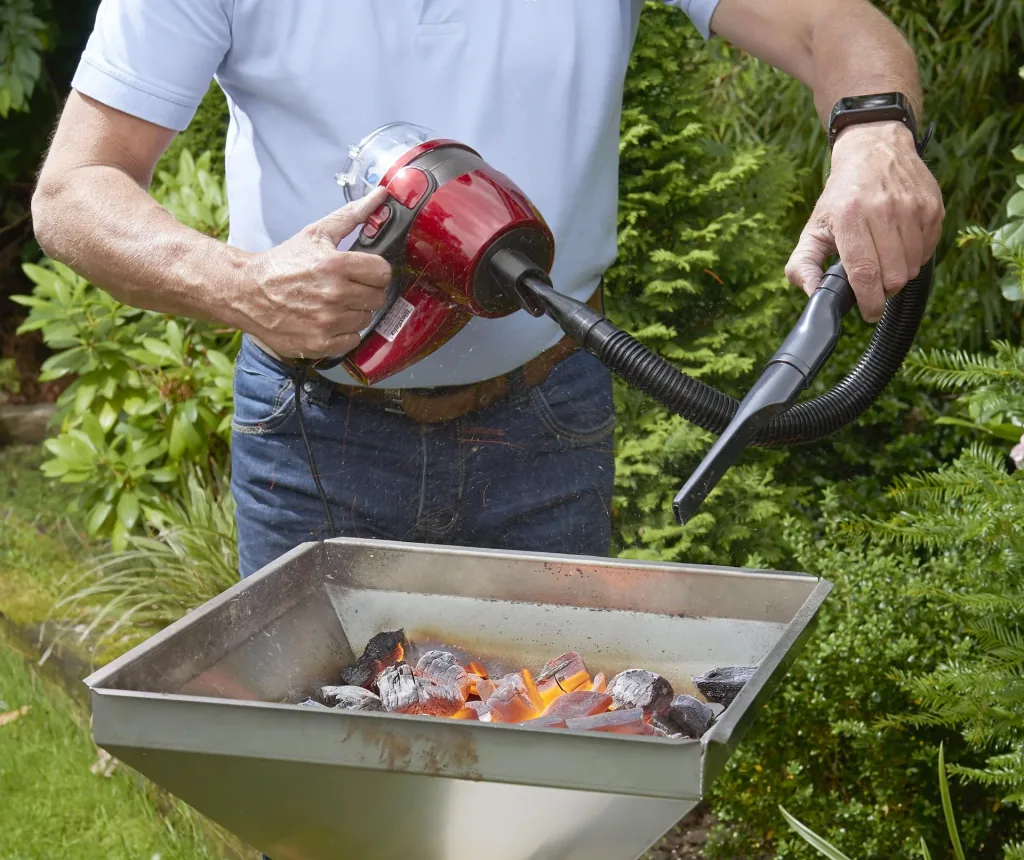 Cyclone handheld vacuum cleaner 450 watts