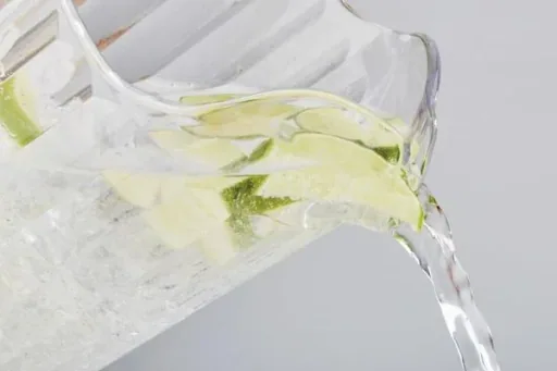 Pitcher, Ø 13 cm, H: 21 cm, Capacity 1.5 L - Beer mug, carafe for lemonade, water carafe, plastic, transparent