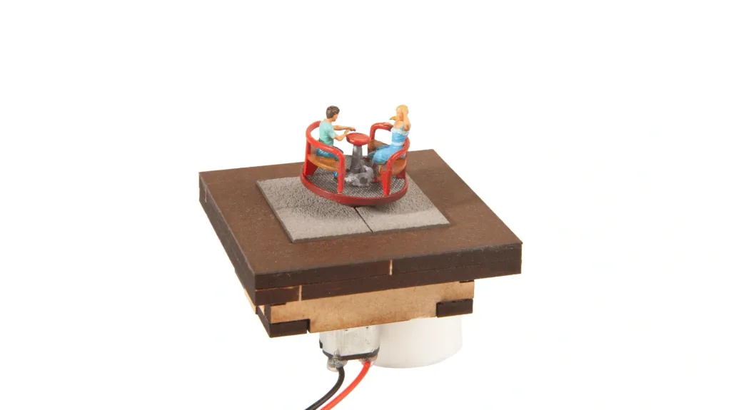 H0 Micromotion children's carousel