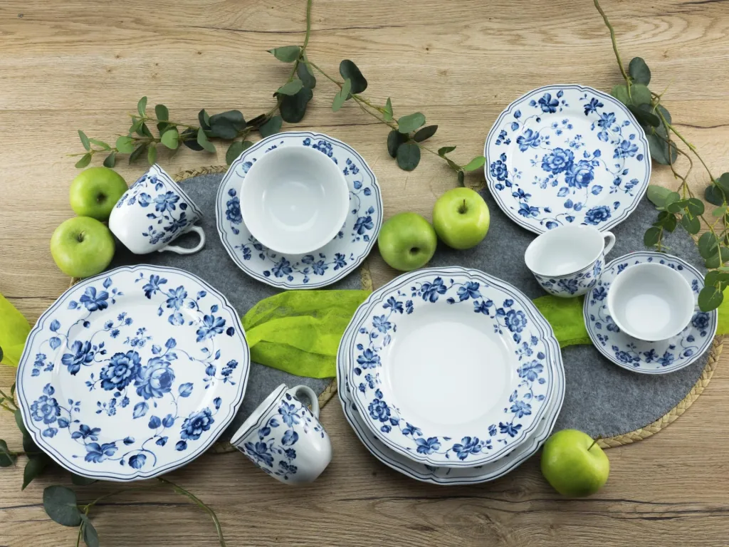 Alba Royal Blue Flower 18-piece coffee service