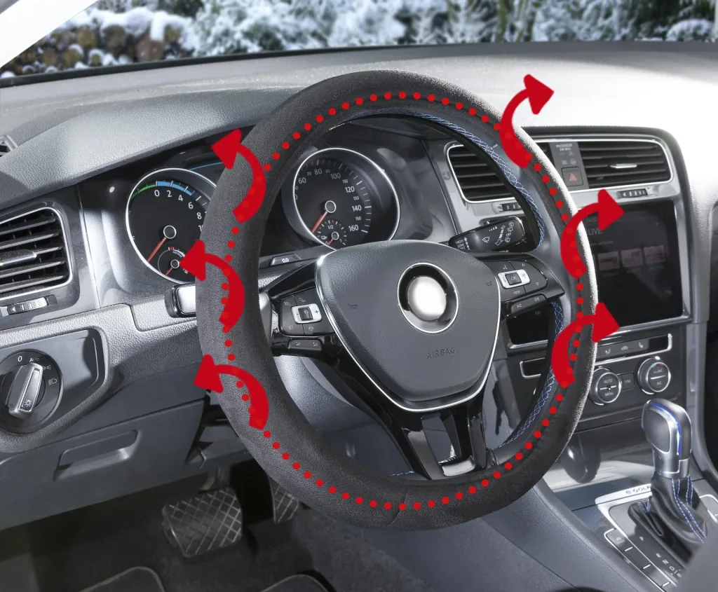 Heated steering wheel cover