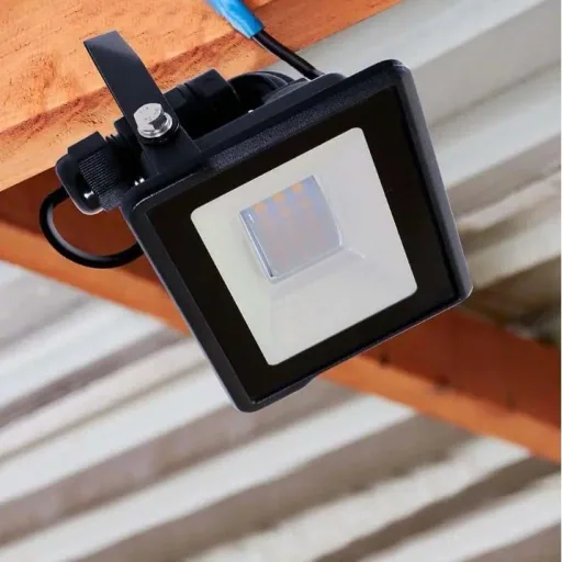 VT-158 LED Floodlight - 50W - 4000 Lm - 3000K - Black