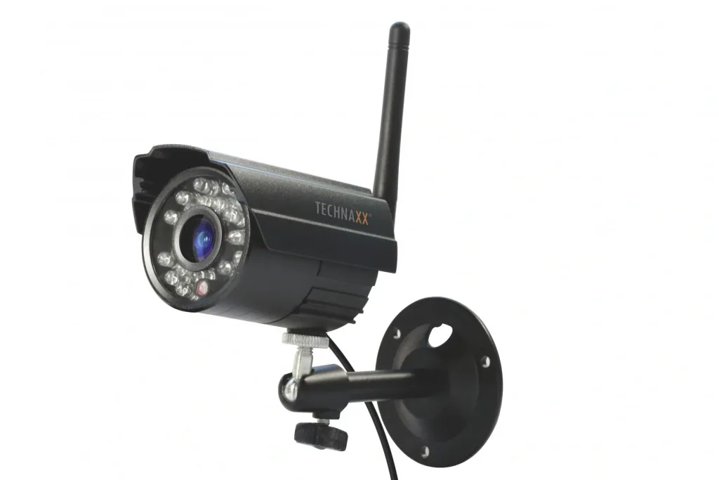 Digital outdoor wireless camera system with recording function