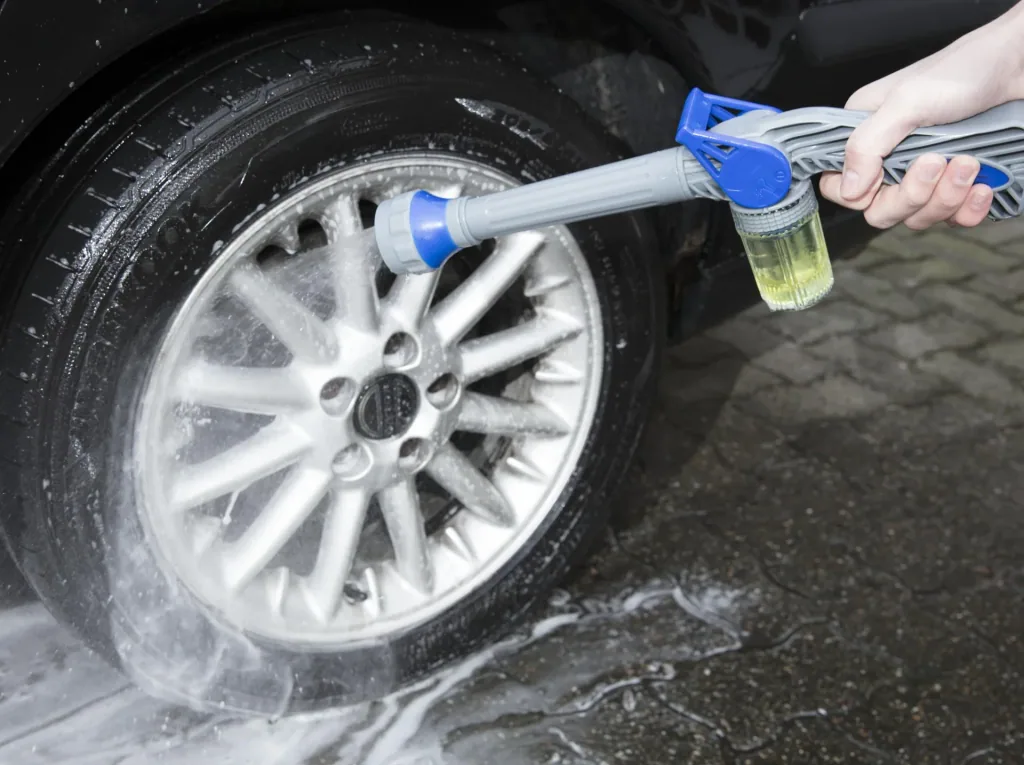 Multifunction foam cleaning gun - 8-way spray setting