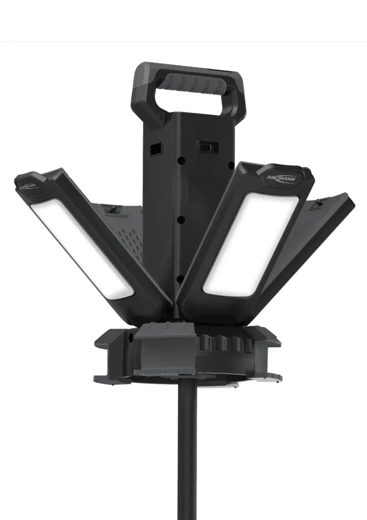 LED work light with tripod, 3 brightness levels, selectable color temperature