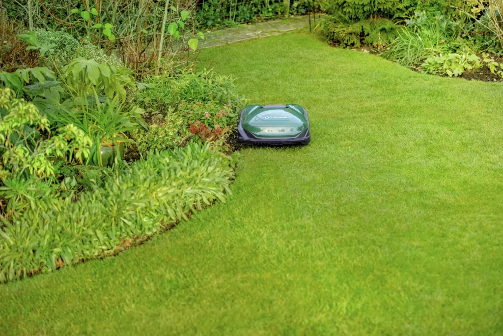 Robotic lawnmower - RK1000 for lawns up to 1000m², cutting width 21 cm