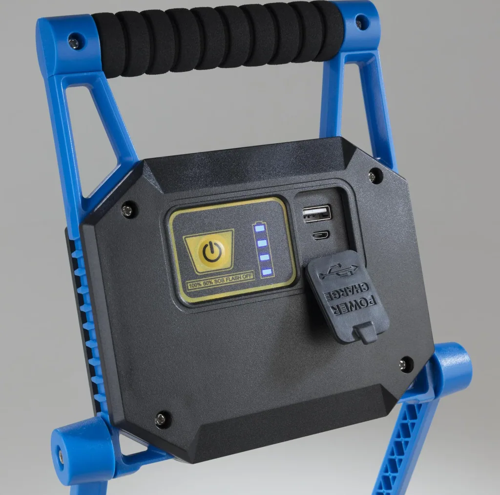 Foldable LED work light, rechargeable, 20 watts