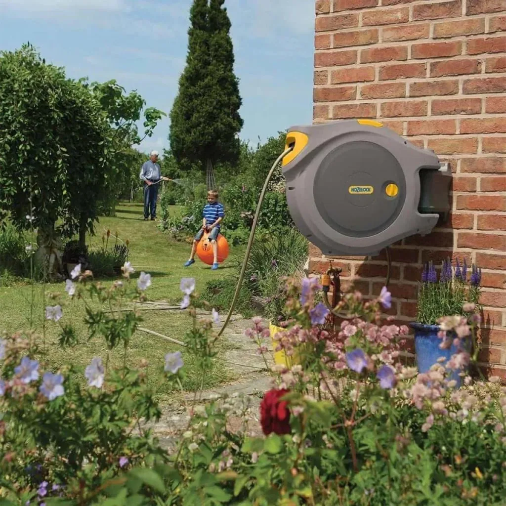 Auto Reel 40 meters - self-winding wall-mounted hose reel - with starter set and garden sprayer - gray