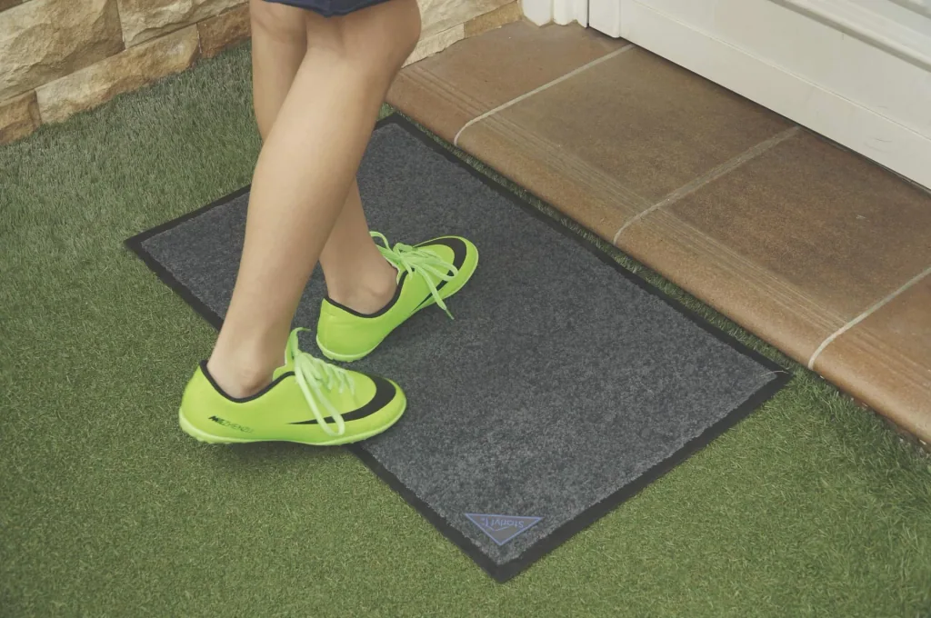 Antibacterial doormat with non-slip rubber coating