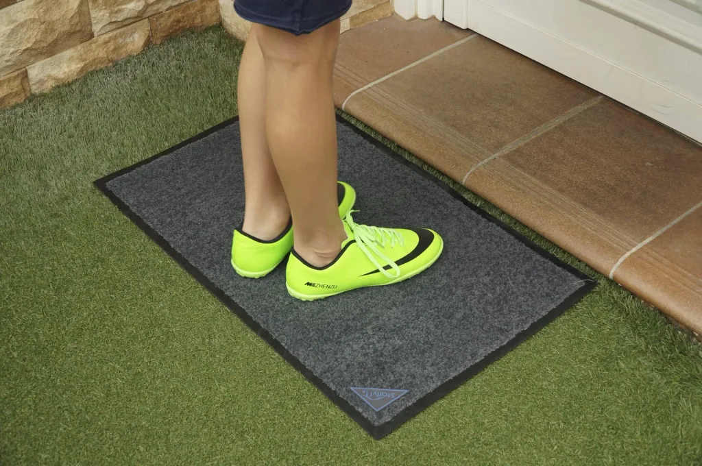 Antibacterial doormat with non-slip rubber coating
