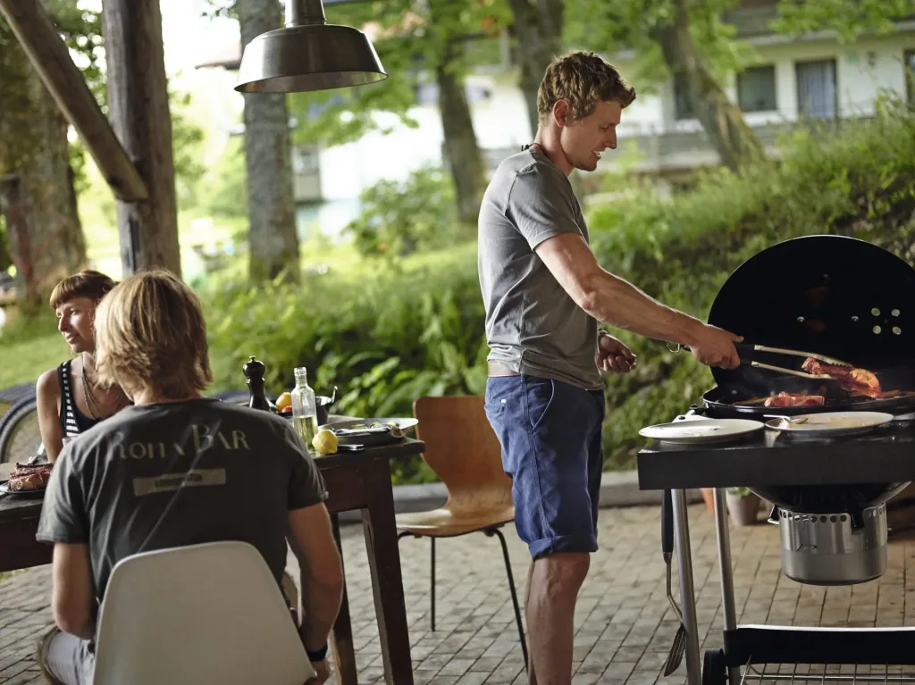 Charcoal grill Performer GBS, 57 cm, Black