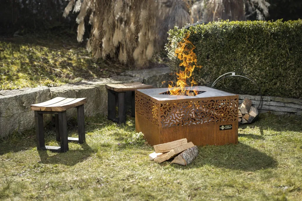 Holzhocker Convi