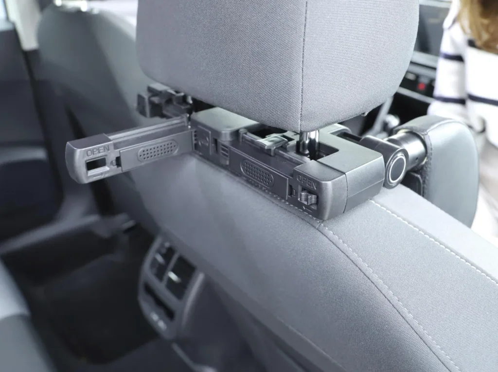 Foldable comfort headrest