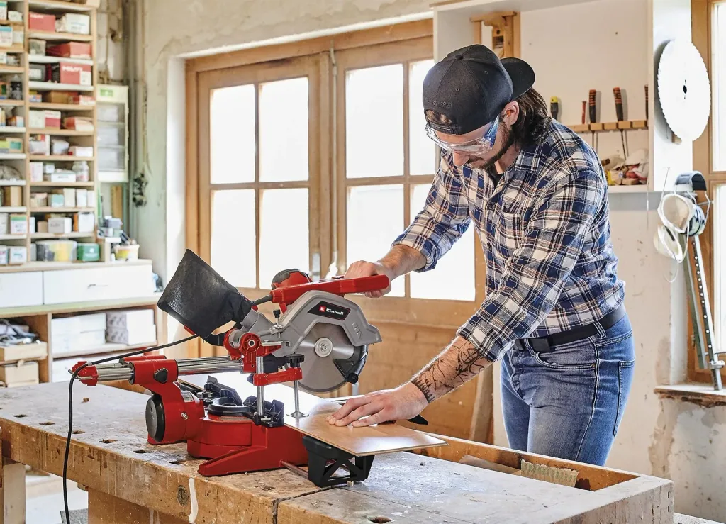 Sliding mitre saw TE-SM 216 Dual
