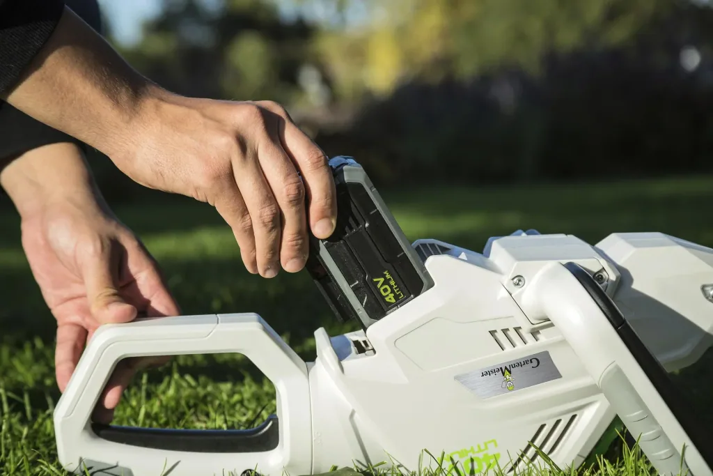 Cordless hedge trimmer GM AHS 4054 - with battery and charger