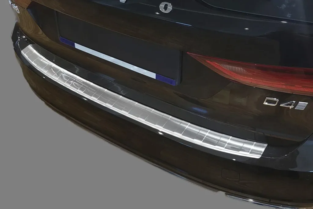 Stainless steel loading sill protector for Volvo V90 Cross Country, built from 2016>