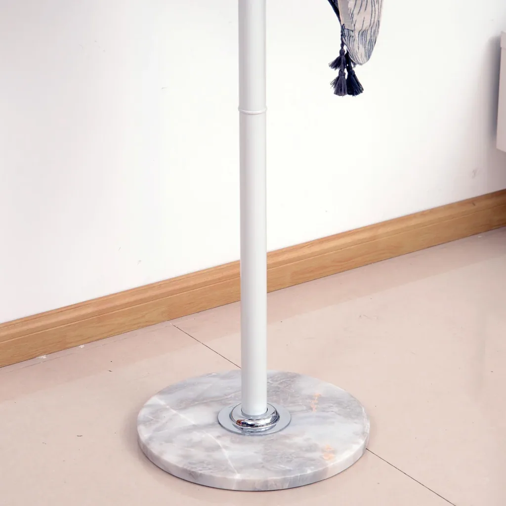 Coat rack with 6 hooks