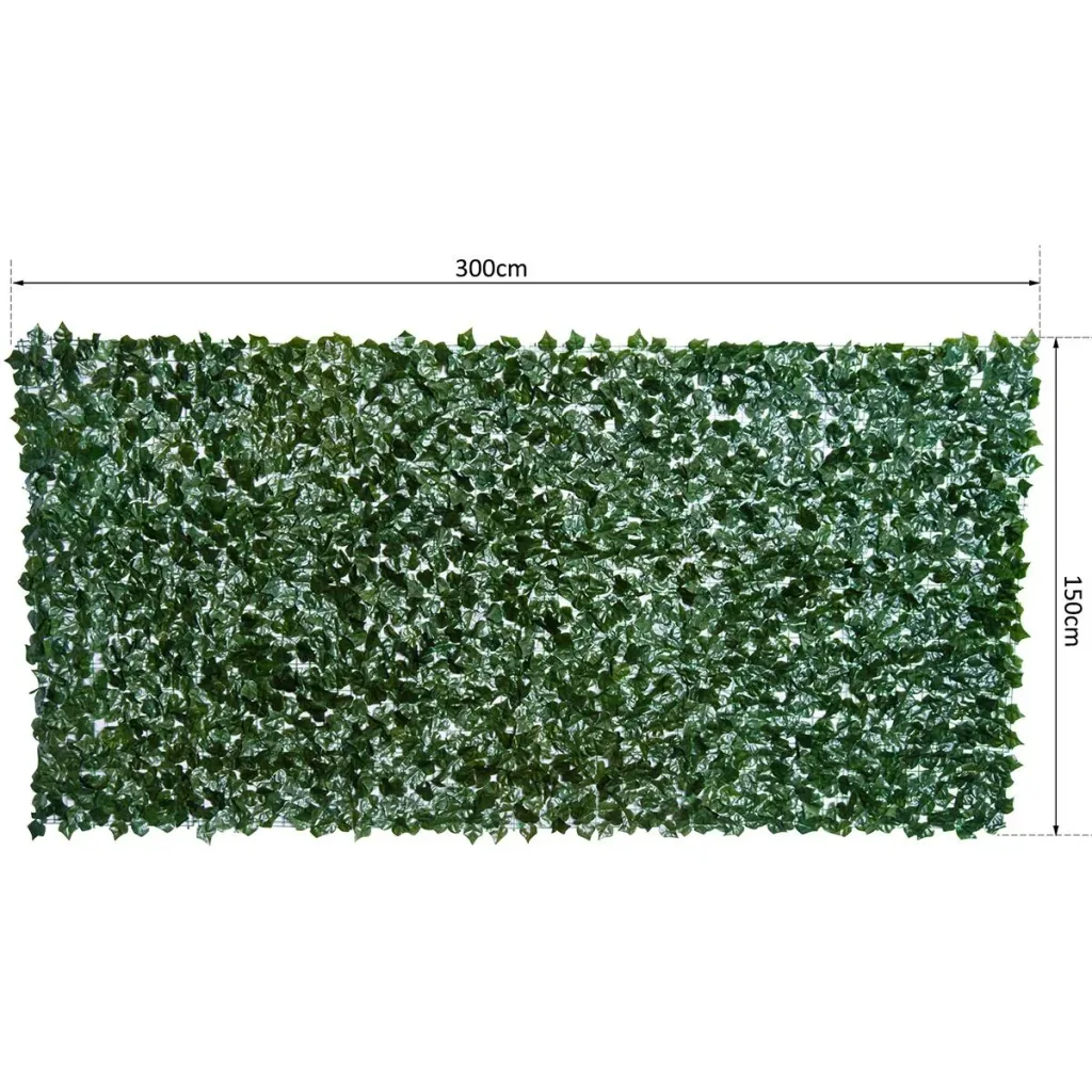 Privacy hedge dark green