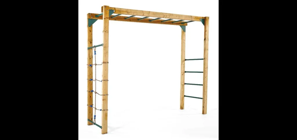 Wooden climbing frame monkey bars, outdoor climbing frame for children, climbing net, ladder, monkey bars