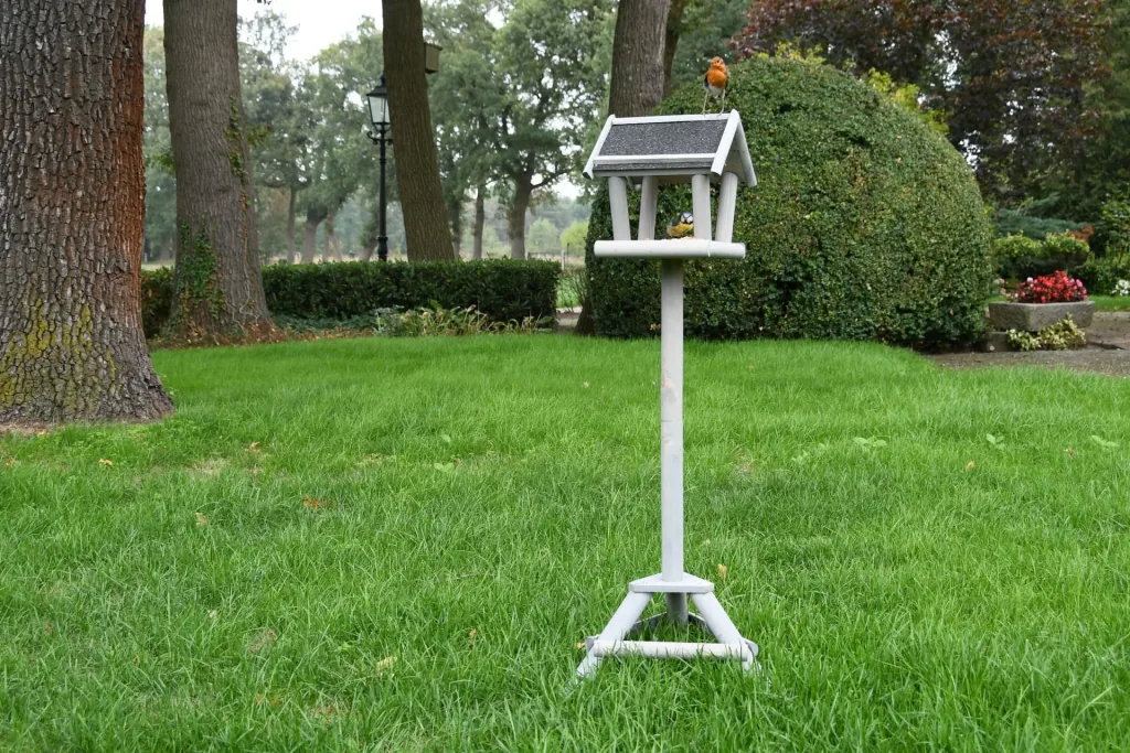 Sweden bird feeder on stand, Swedish grey glazed
