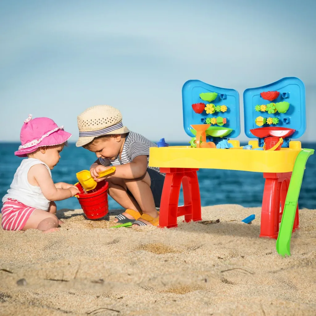 Children's sandpit table with 31-piece accessories