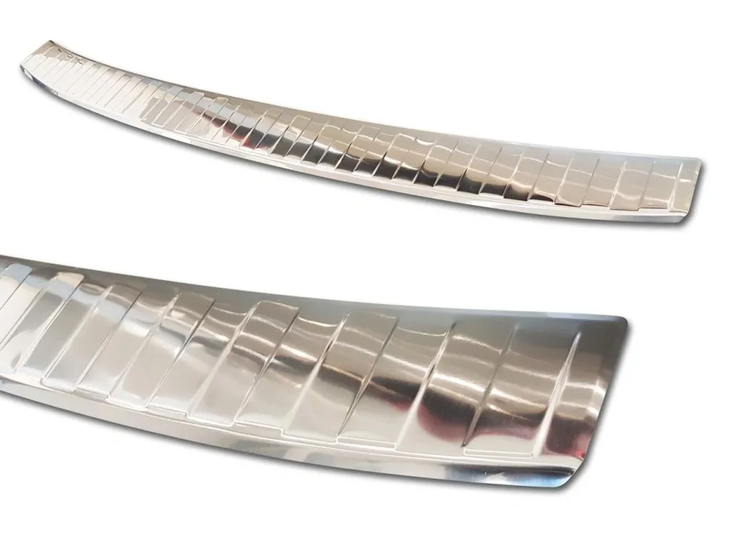 Stainless steel loading sill protection, BMW X2 F39 with M-Package, 2018> OEM quality with soft, deburred edges