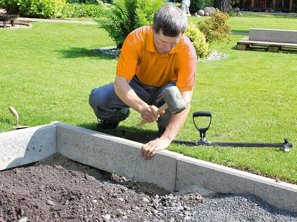 Curb lifter
