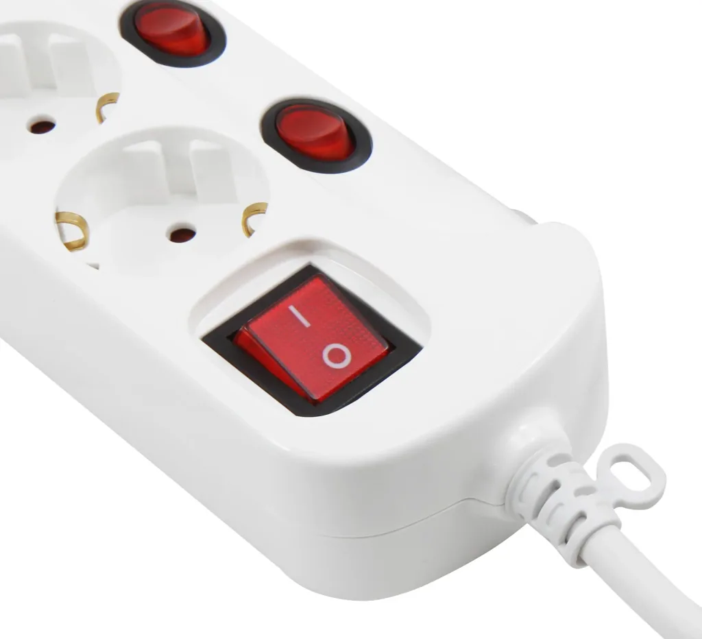 3-way power strip single circuit