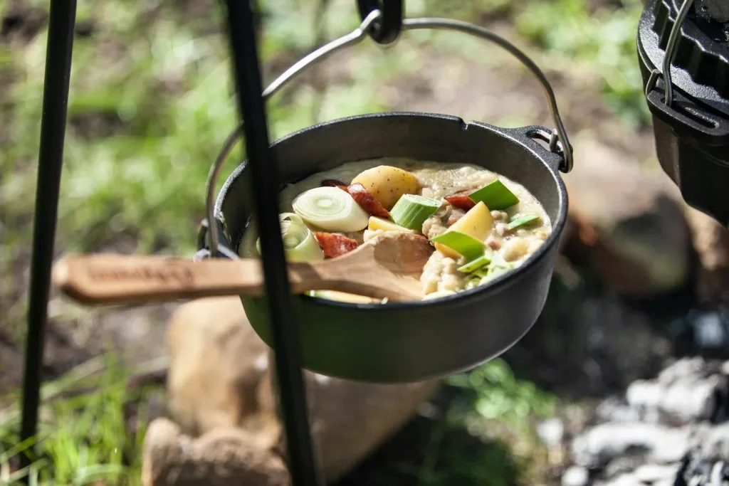 Dutch oven (3 qt) flat bottom (without feet)