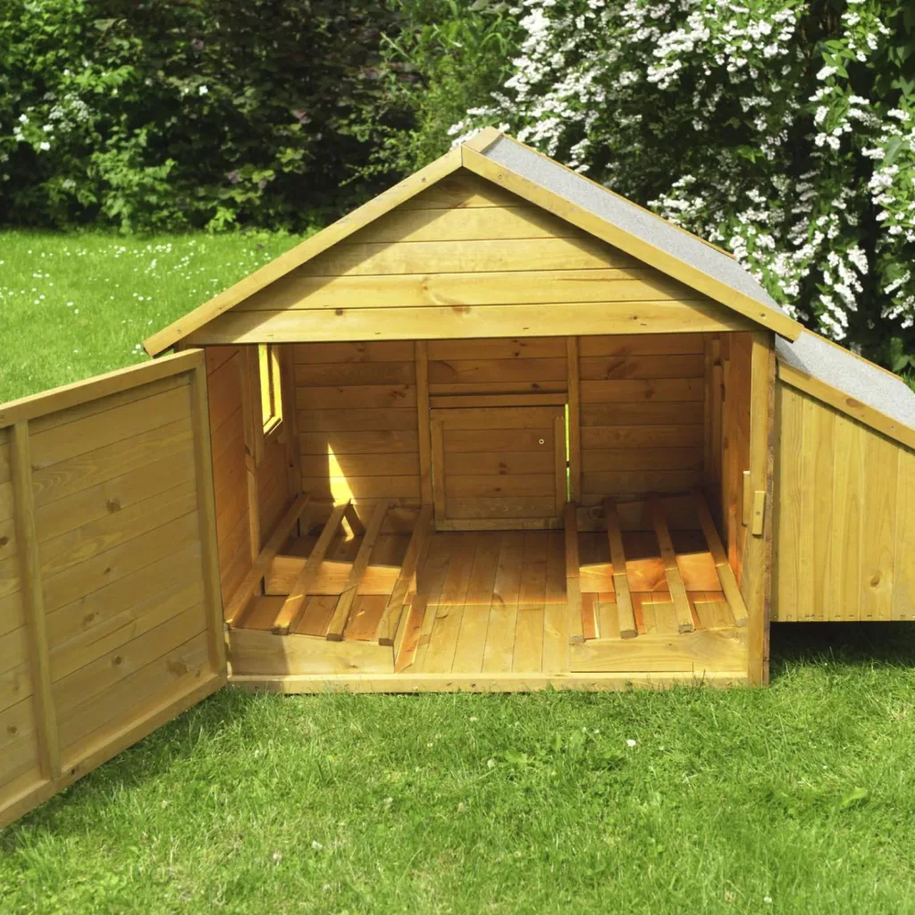 Small animal hutch with run+conversion kit chicken coop