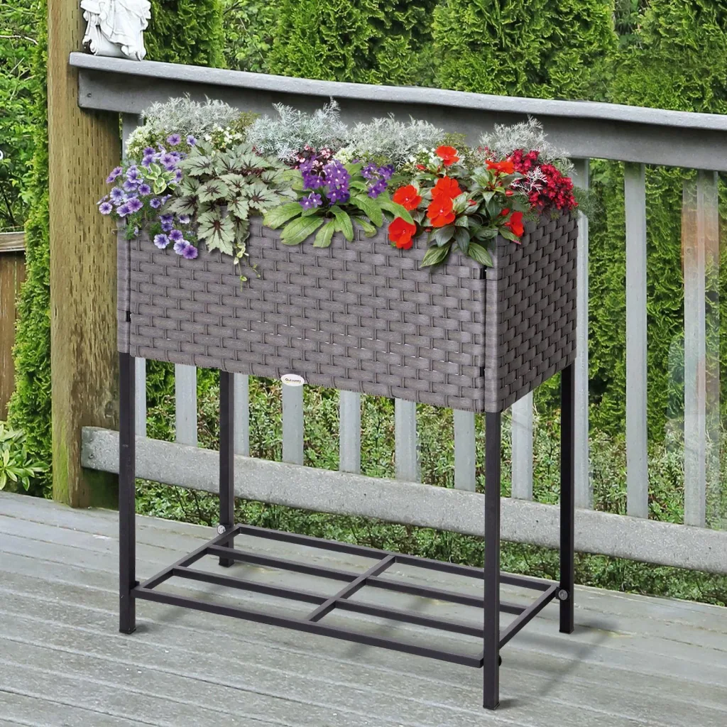 Raised bed with shelf