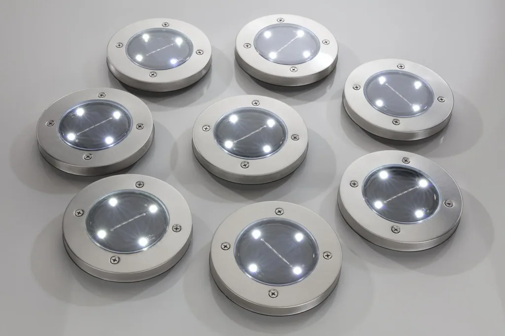 Solar patio lights - 8 pieces
