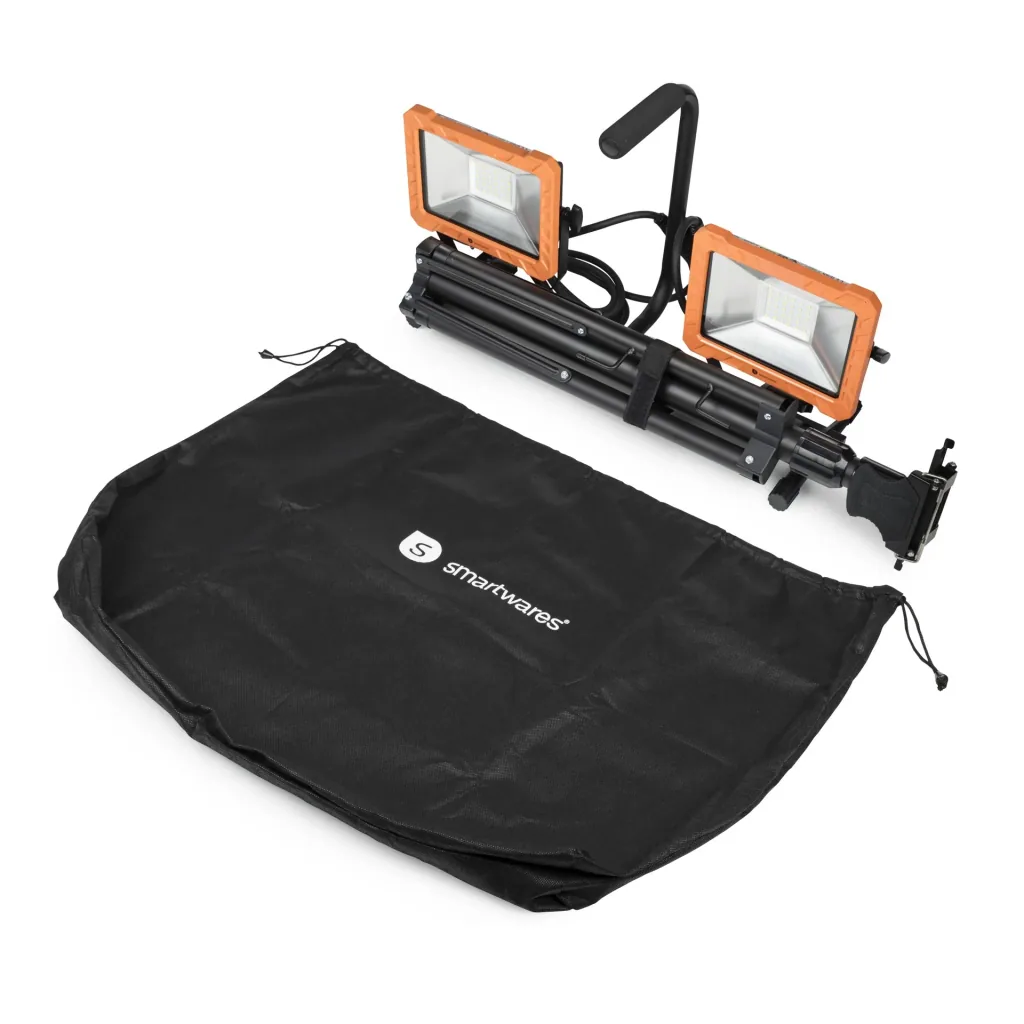 LED tripod double spotlight with 2 x 30 watts and 2400 lumens