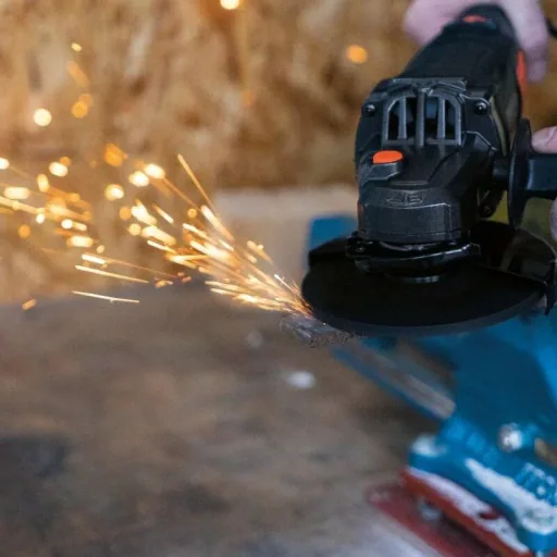 Deltafox Electric Angle Grinder - 750W - DP-EAG 7525