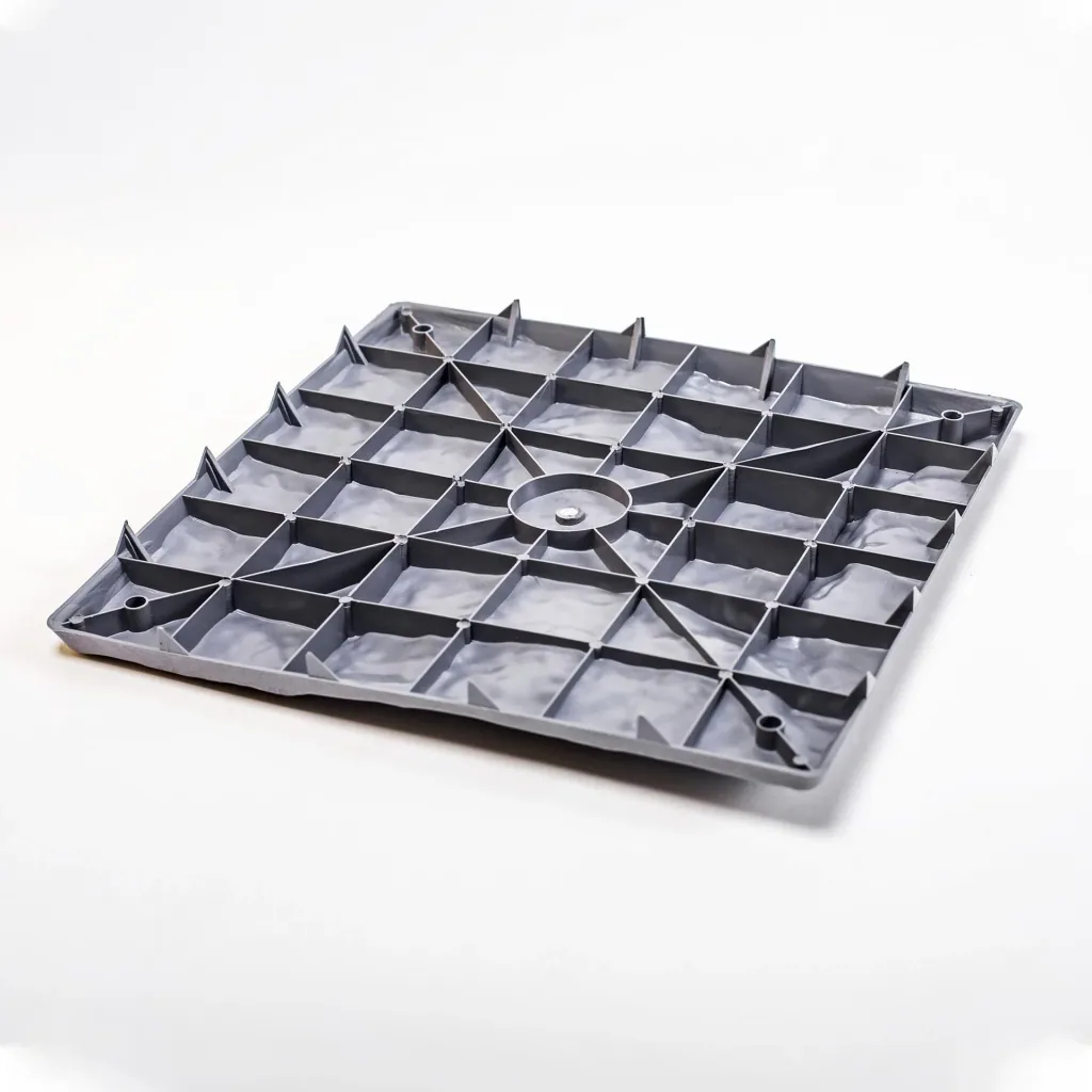 Stone look paving slabs in a set of 4