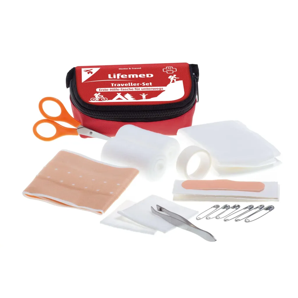 First aid travel kit, 32 pieces